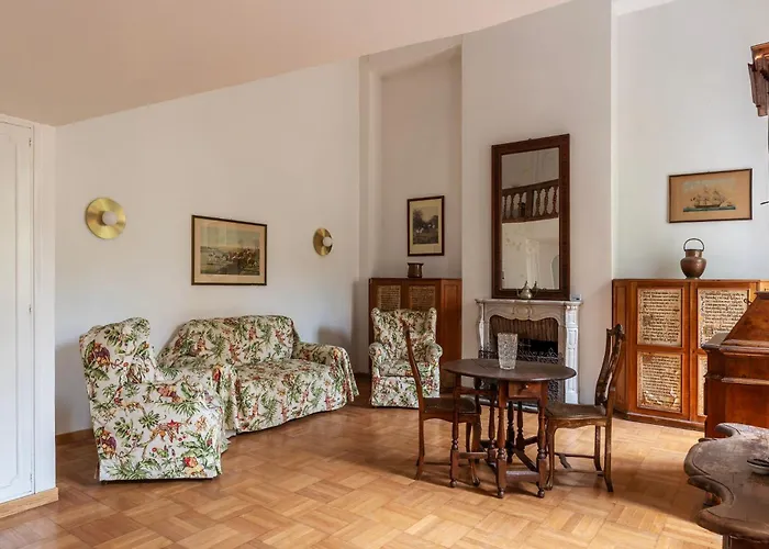 Guesthost - Historic Center Lungotevere Appartement *